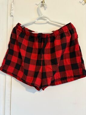 Arie by Arielle Red & Black Buffalo Plaid Lounge Shorts